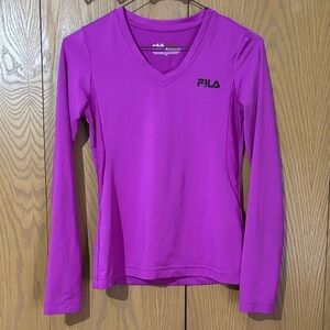 Fila performance sport V-Neck Long Sleeve Top girls M (10-12)